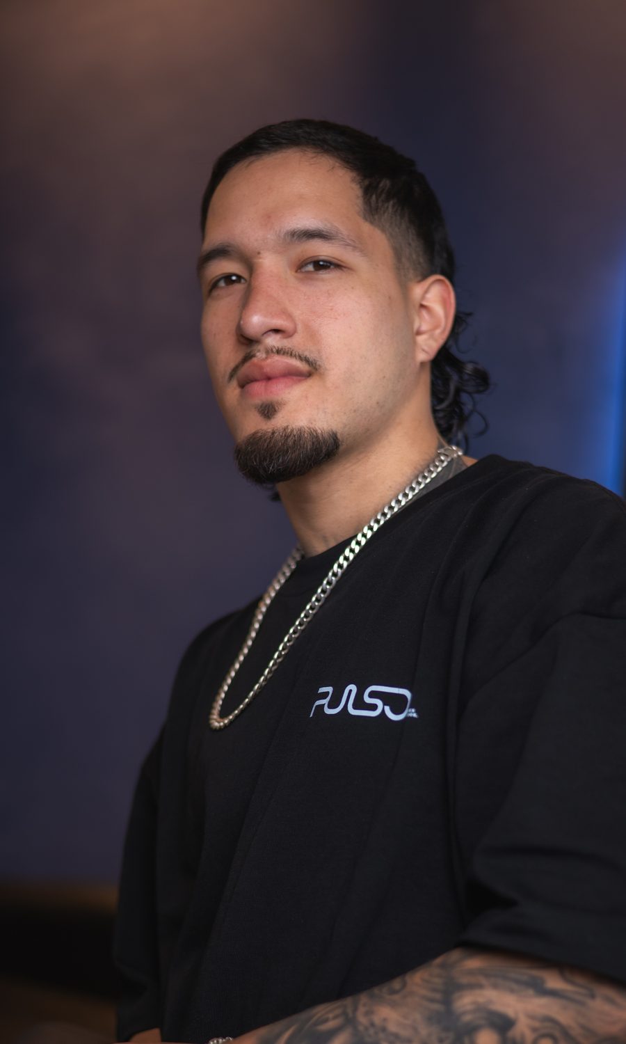 Frank Guerrero, barbero en PULSO Barber Studios